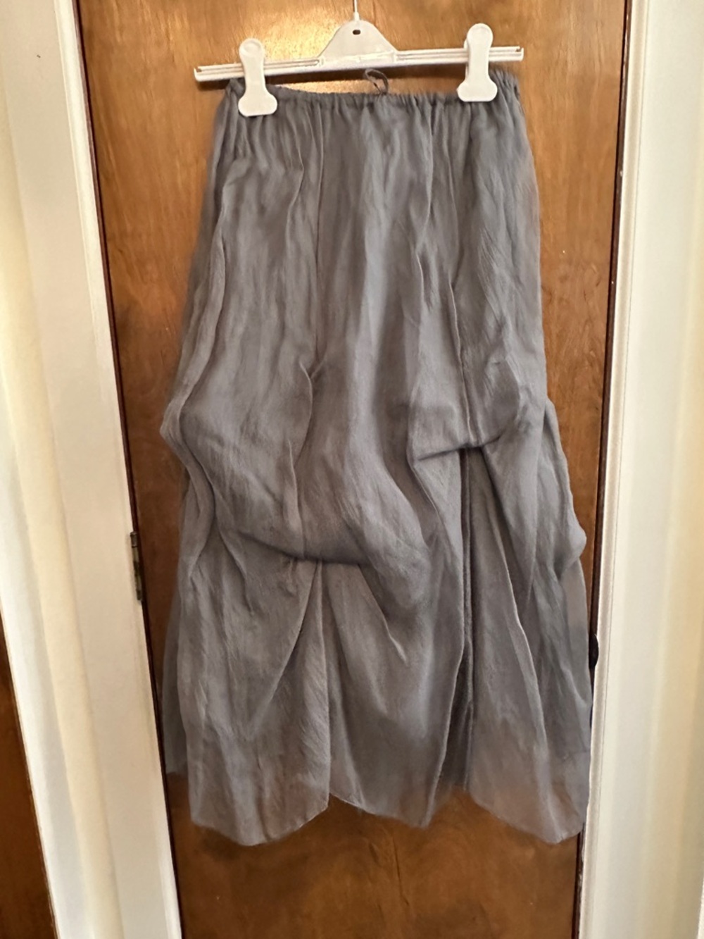 La Luz Gray Gathered Tulle Midi Skirt Size M - Picture 7 of 12